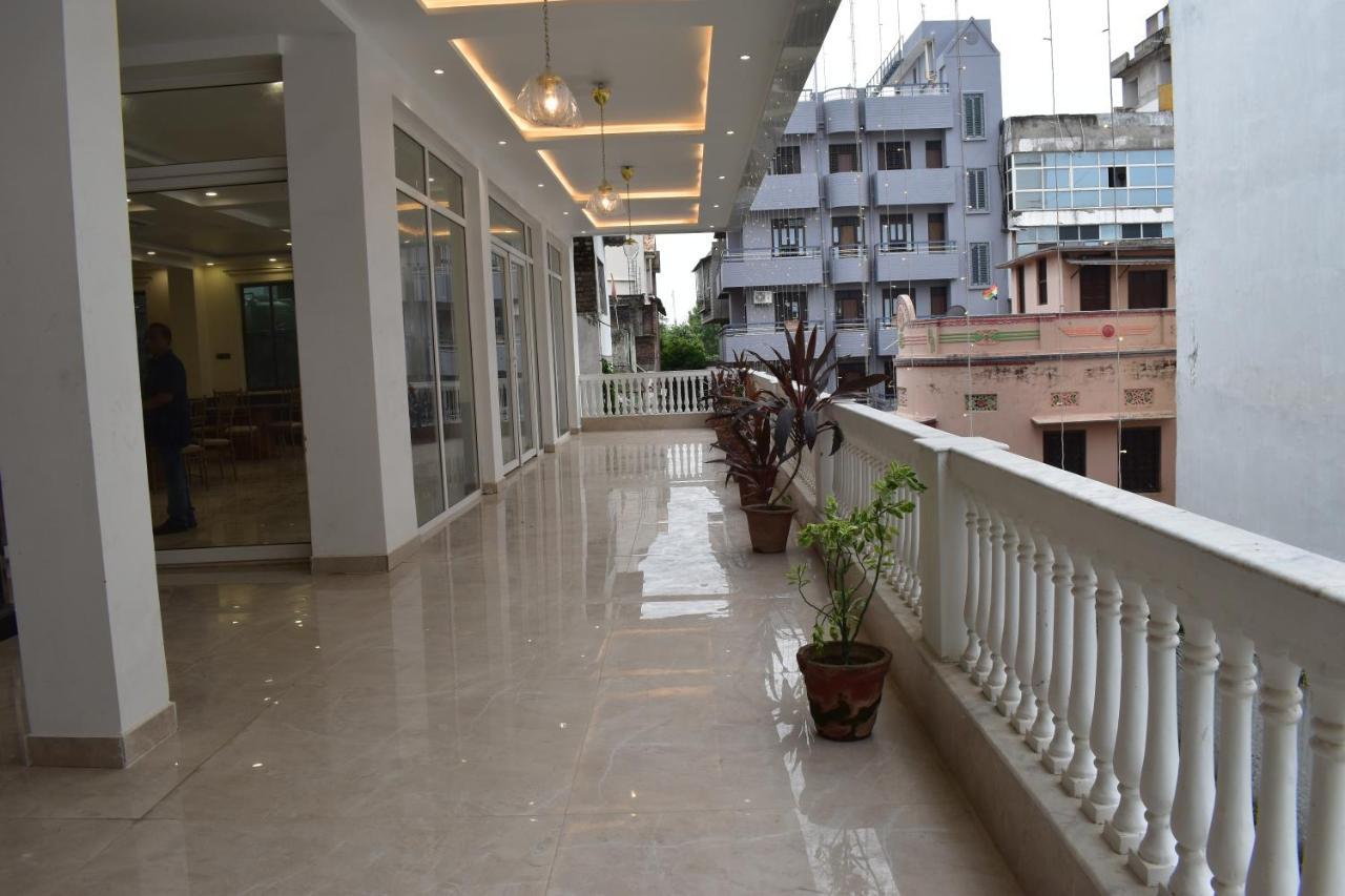 Hotel The White Lotus Gaya Exterior foto